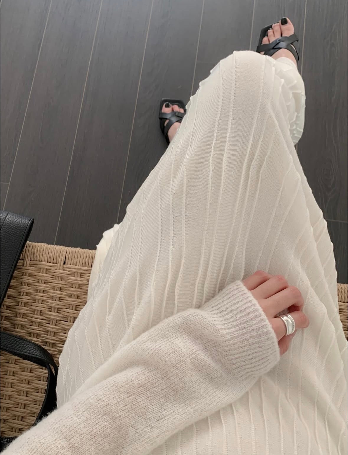 Wavy Knit Skirt / must-buy 超舒服百搭🪿