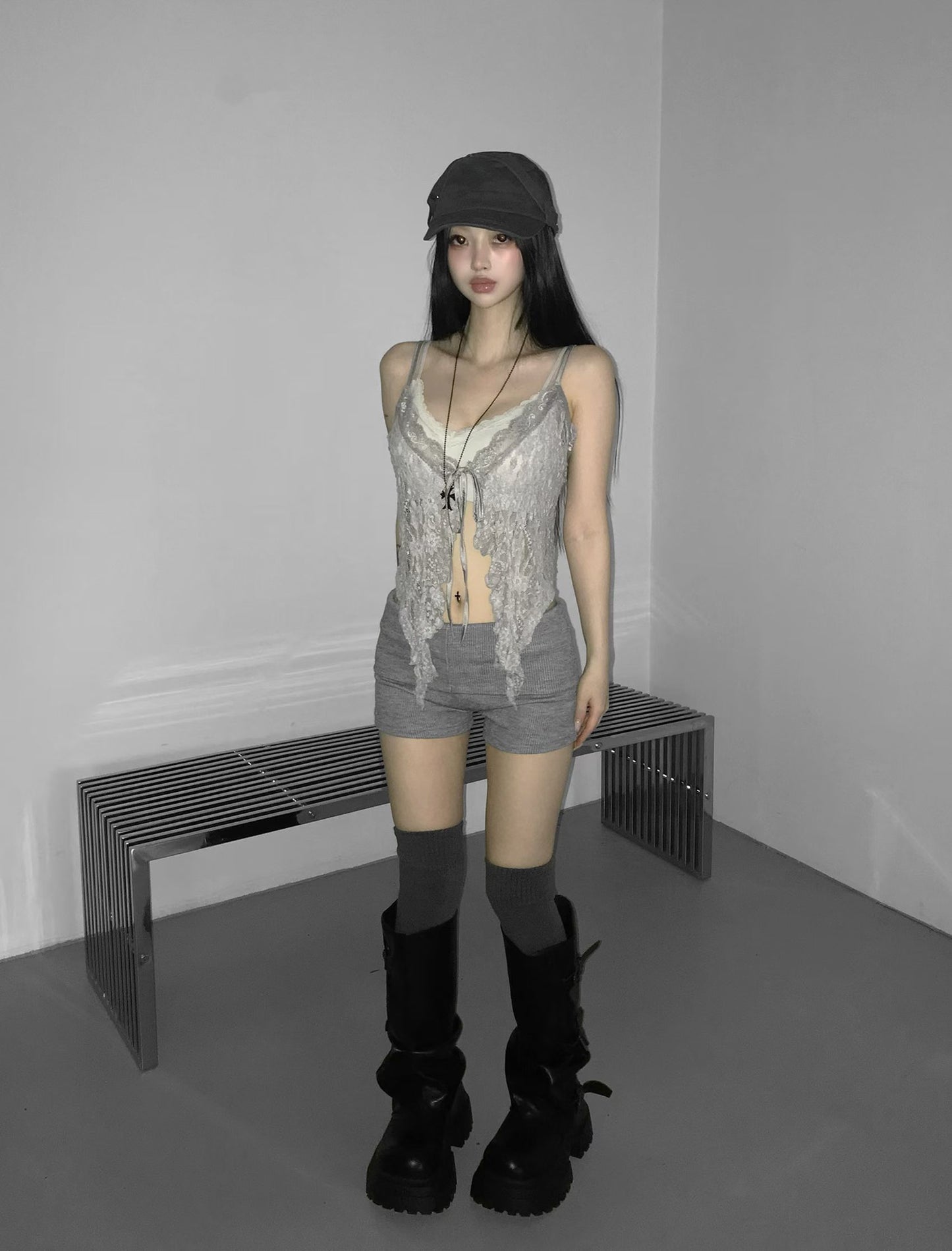 Lace Vest / 超靚嘅lace 輕盈百搭🤍✨